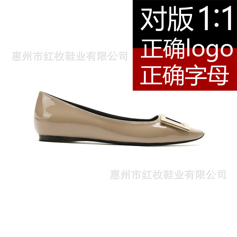 Versão alta ~ fivela quadrada RV sapatos únicos femininos novos sapatos de couro envernizado salto grosso salto médio bico quadrado metal mesmo estilo boca rasa couro genuíno