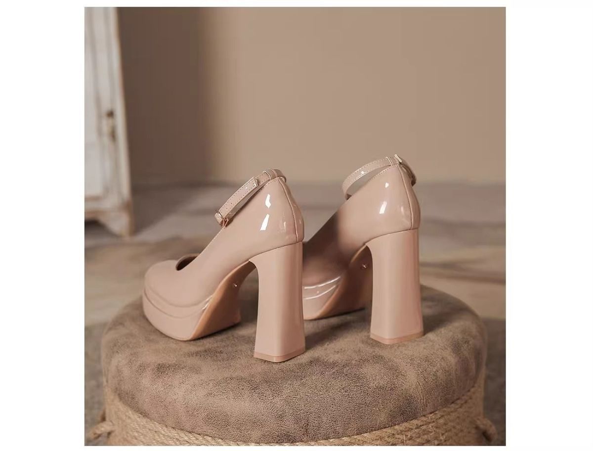 French-Style Mary Jane Thick-Soled Waterproof Platform Shoes for Petite Individuals, Black Single-Strap Ultra-High Heels, 2026 New Model, Patent Leather